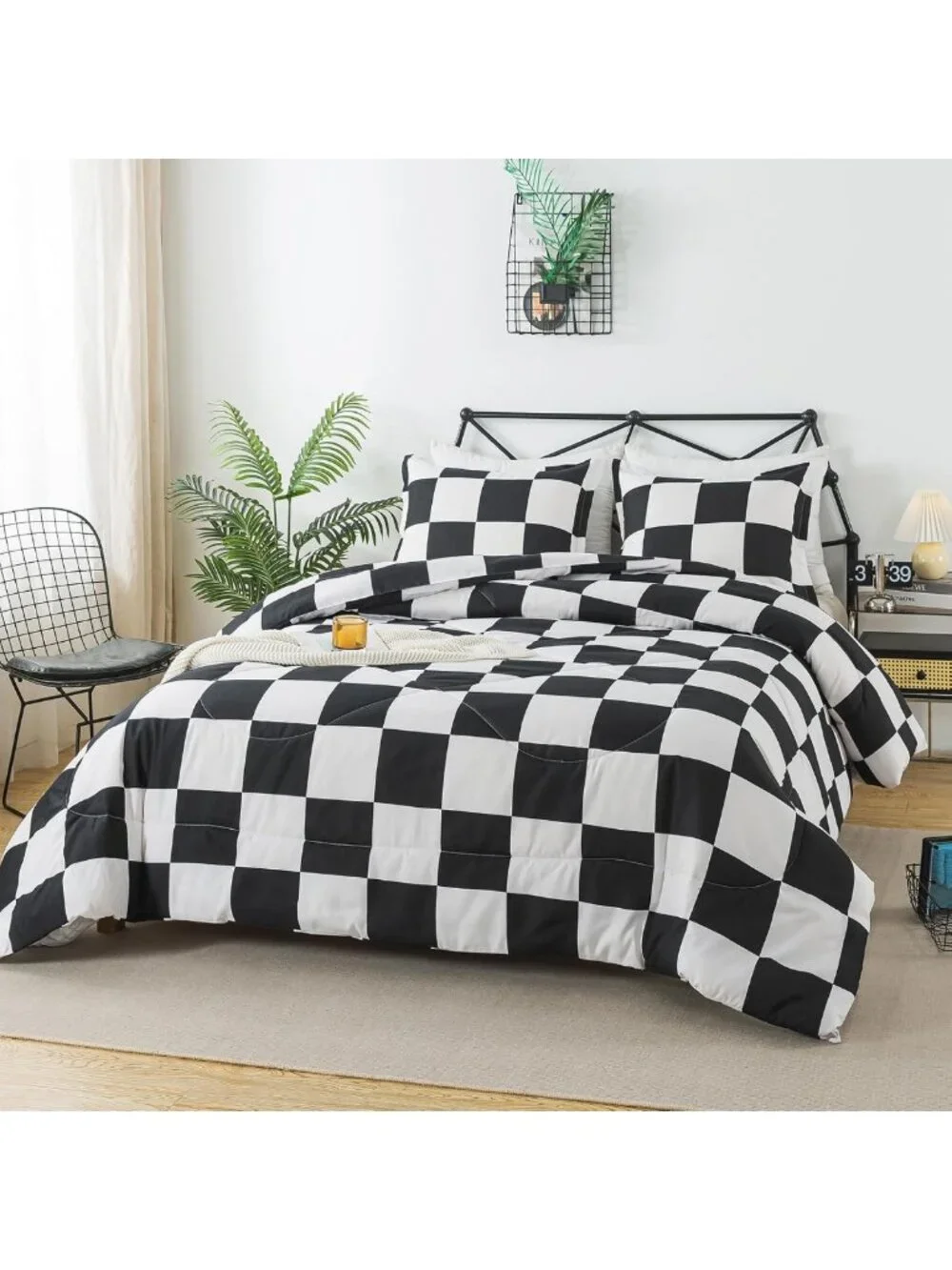 Stylish Black & White Checkered Twin Comforter Set - Cozy Boys Bedding